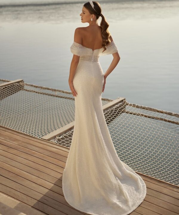 Alternative view of Νυφικό Mermaid με Πλισέ Ντεκολτέ & Αποσπώμενη Ουρά – Σαγηνευτική Κομψότητα