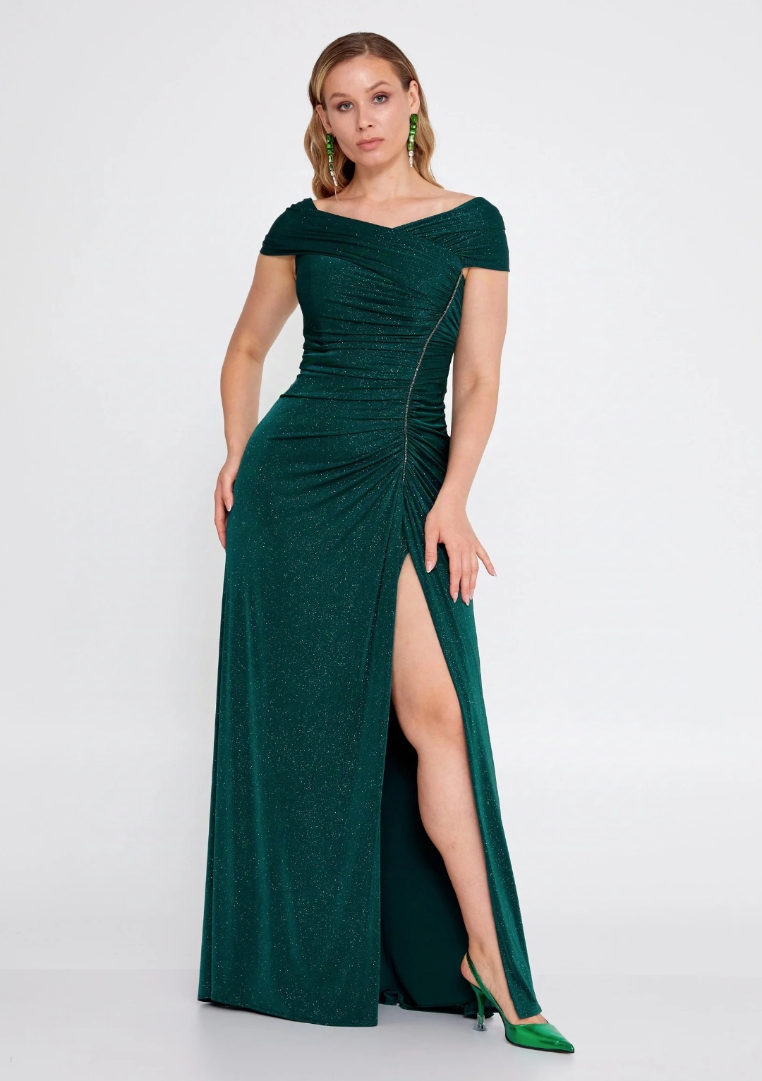 Μακρύ Σμαραγδί Βραδινό Φόρεμα με Σκίσιμο και Γκλίτερ