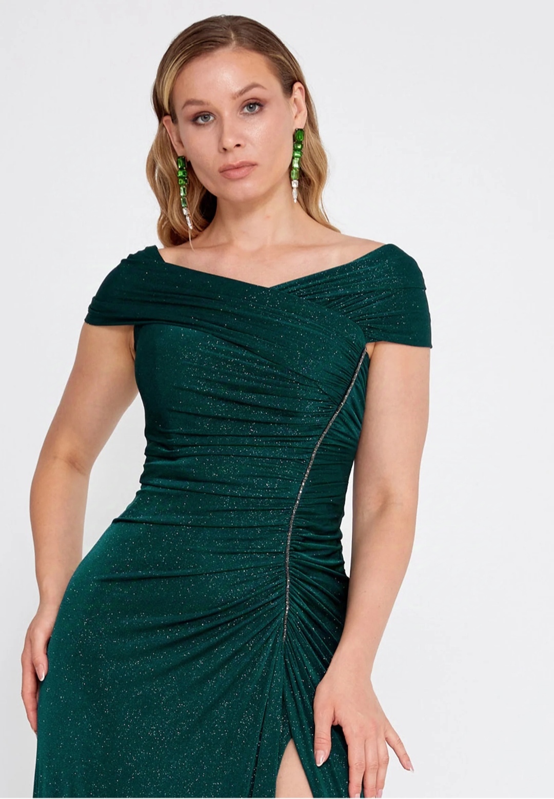 Μακρύ Σμαραγδί Βραδινό Φόρεμα με Σκίσιμο και Γκλίτερ - Image 3